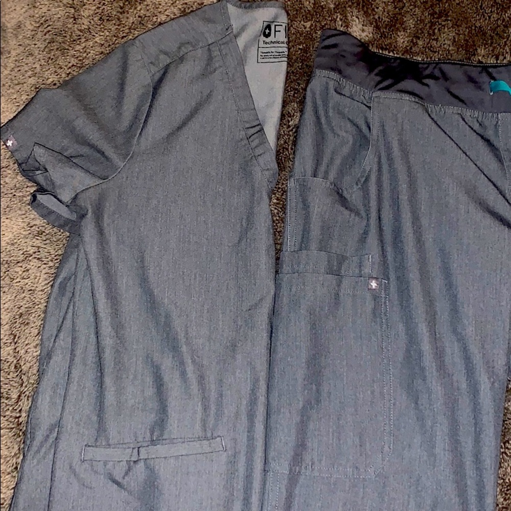 Figs Heather Grey Set - Small